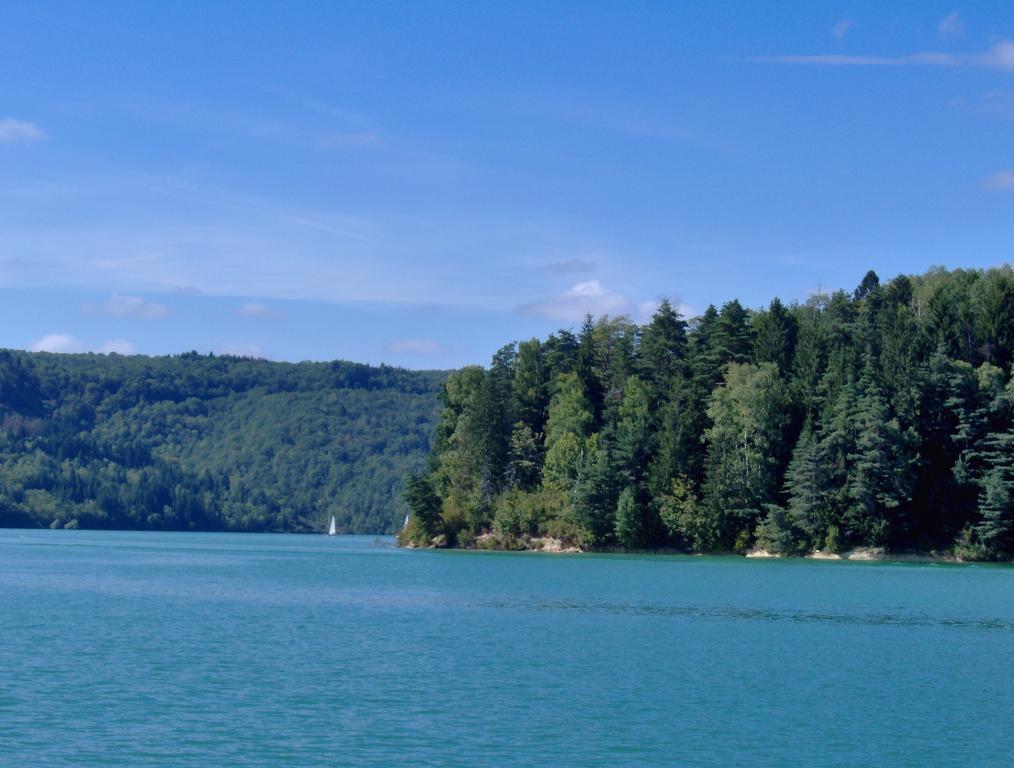 Vvf Jura Lac De Vouglans Maisod Eksteriør bilde